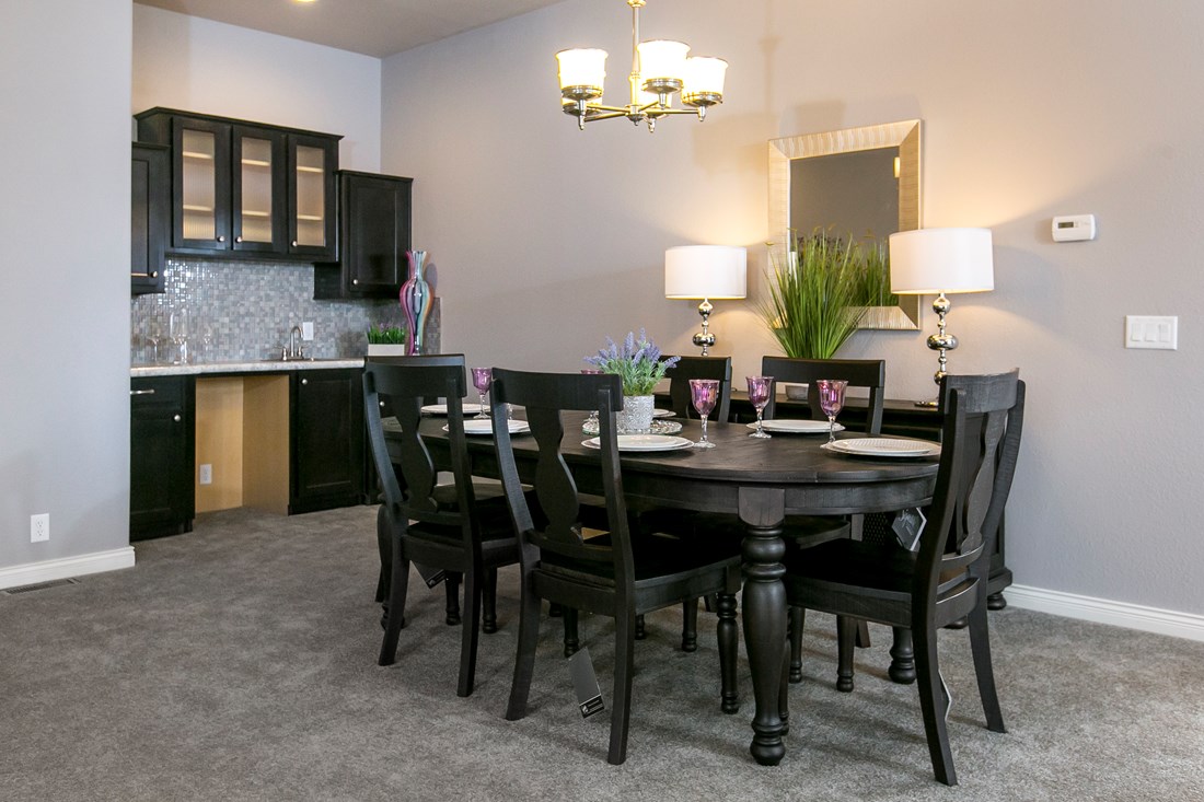 The GSP643K PLATINUM SERIES Dining Area. This Manufactured Mobile Home features 3 bedrooms and 2 baths.